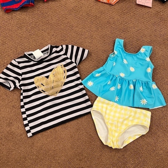 Bundle of Girls Bikini and Rashguard Size 2/2T - Picture 1 of 6